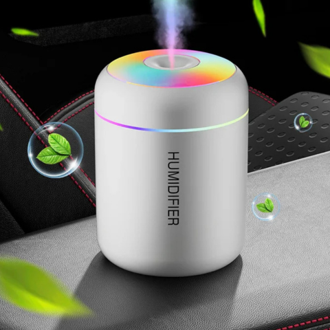Difusor Aromático LED – Elegancia y Frescura en el Coche