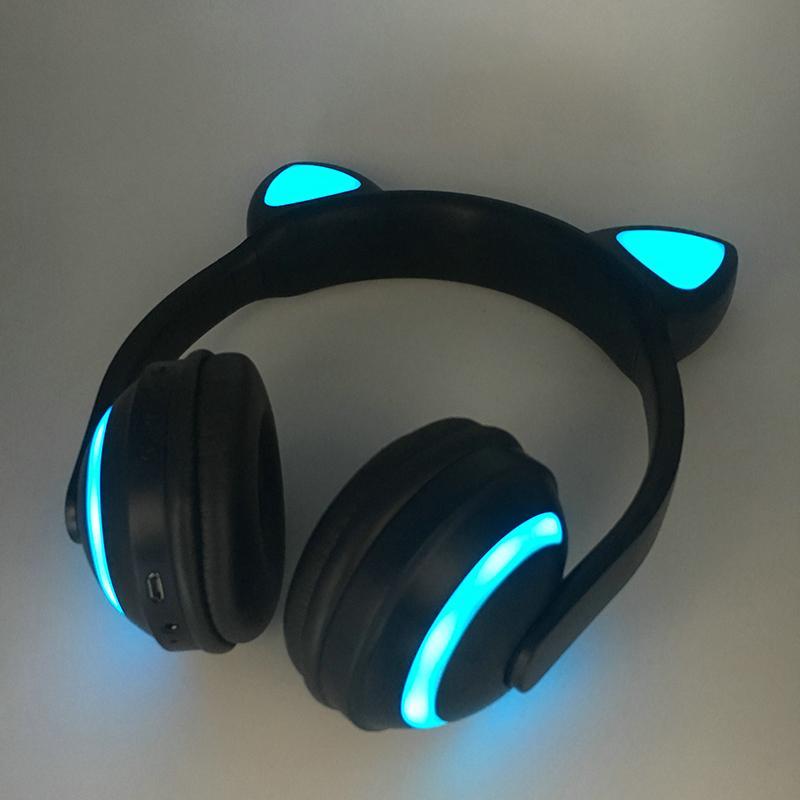 Podświetlany zestaw słuchawkowy Bluetooth Cat Ears - komfort słuchania i oryginalny styl