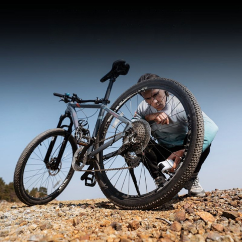 مضخة كهربائية محمولة للدراجة — قوية ومضغوطة 