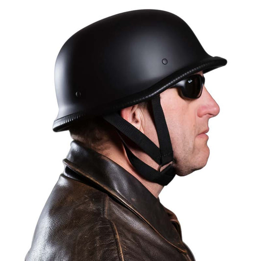 Motorsykkelhjelm Militærstil – Nøkternhet Og Sikkerhet 